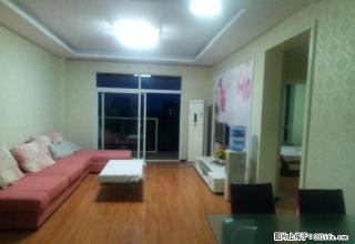 解中学校旁东方云顶电梯好楼层精装房出租 - 自贡28生活网 zg.28life.com